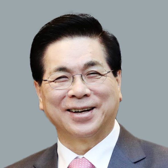 Younghoon Lee grey